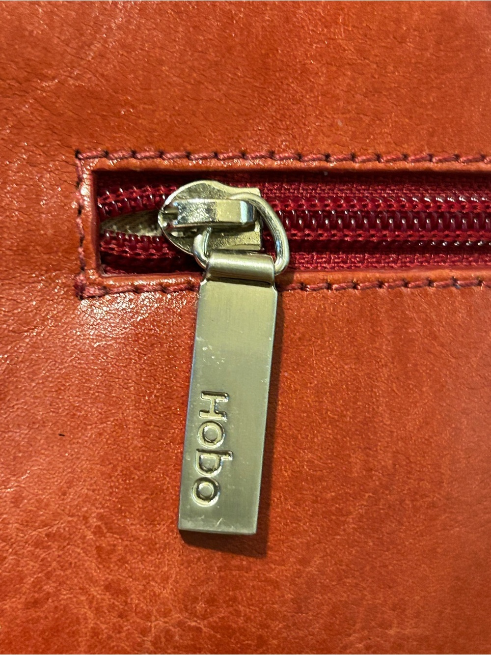 Rare vintage Y2K HOBO international minimalist red leather shoulder tote bag - Picture 6 of 13